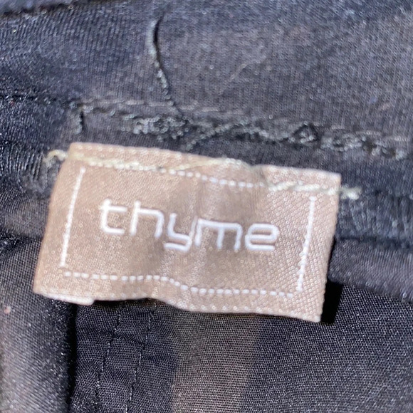 Thyme  maternity black cargo shorts Sz S - Picture 5 of 10